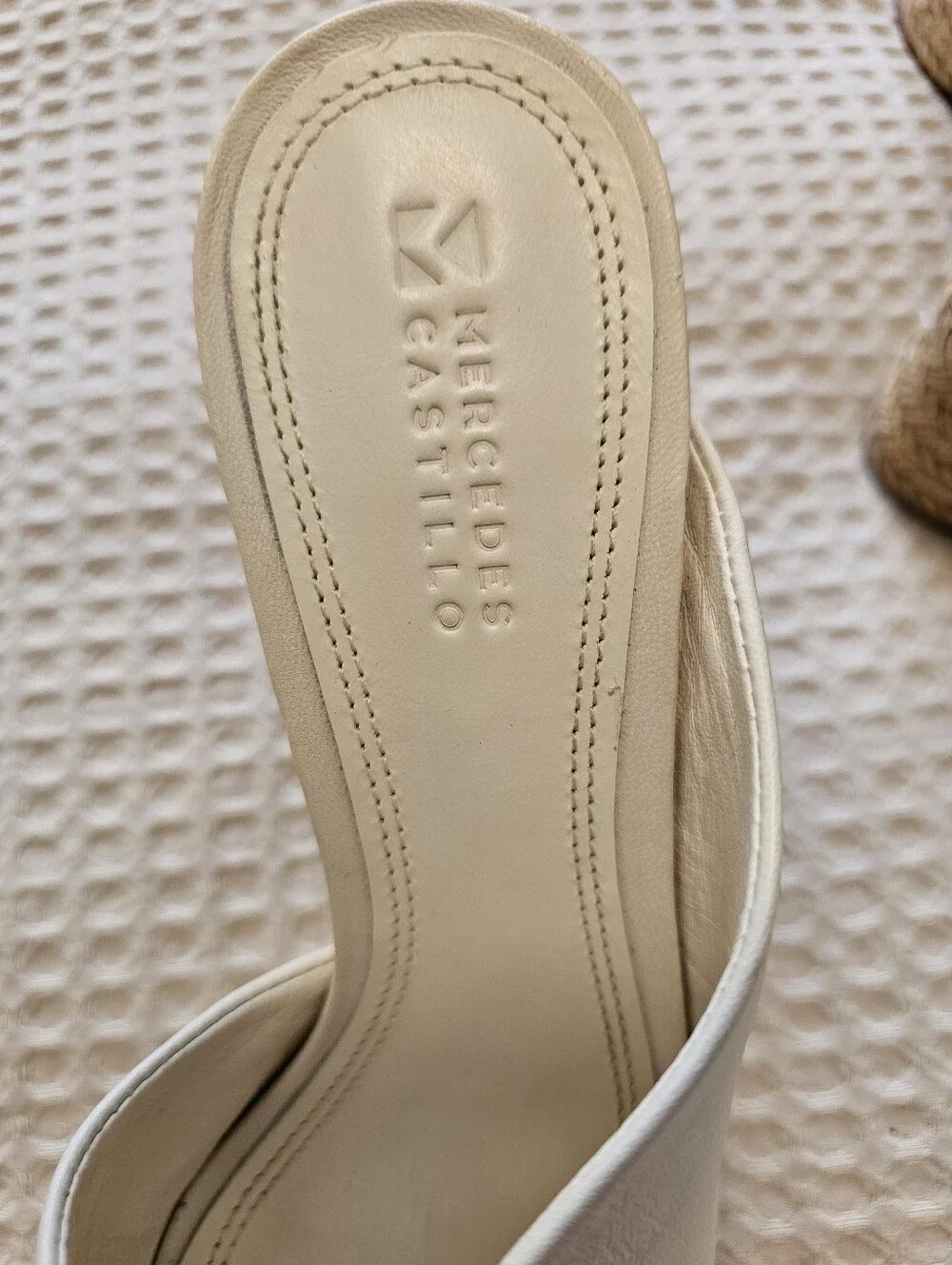 ✨ Mercedes Castillo Rocio Ivory Leather Platform Mule Sandals NWT Size 7.5✨